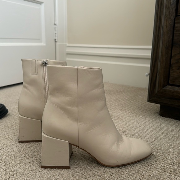 Dolce Vita Booties - Picture 1 of 3